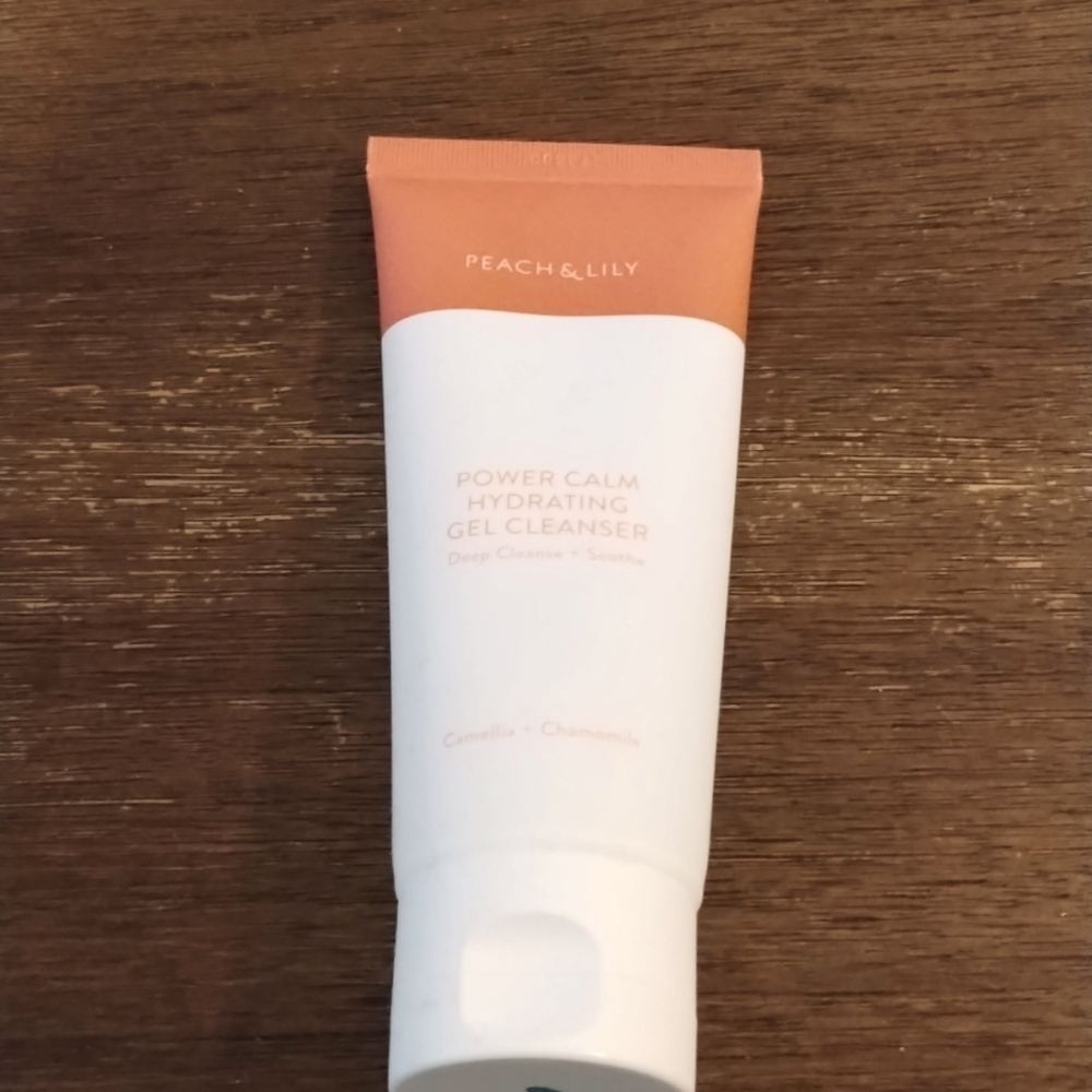 Peach & Lily Power Calm Hydrating Gel Cleaner
